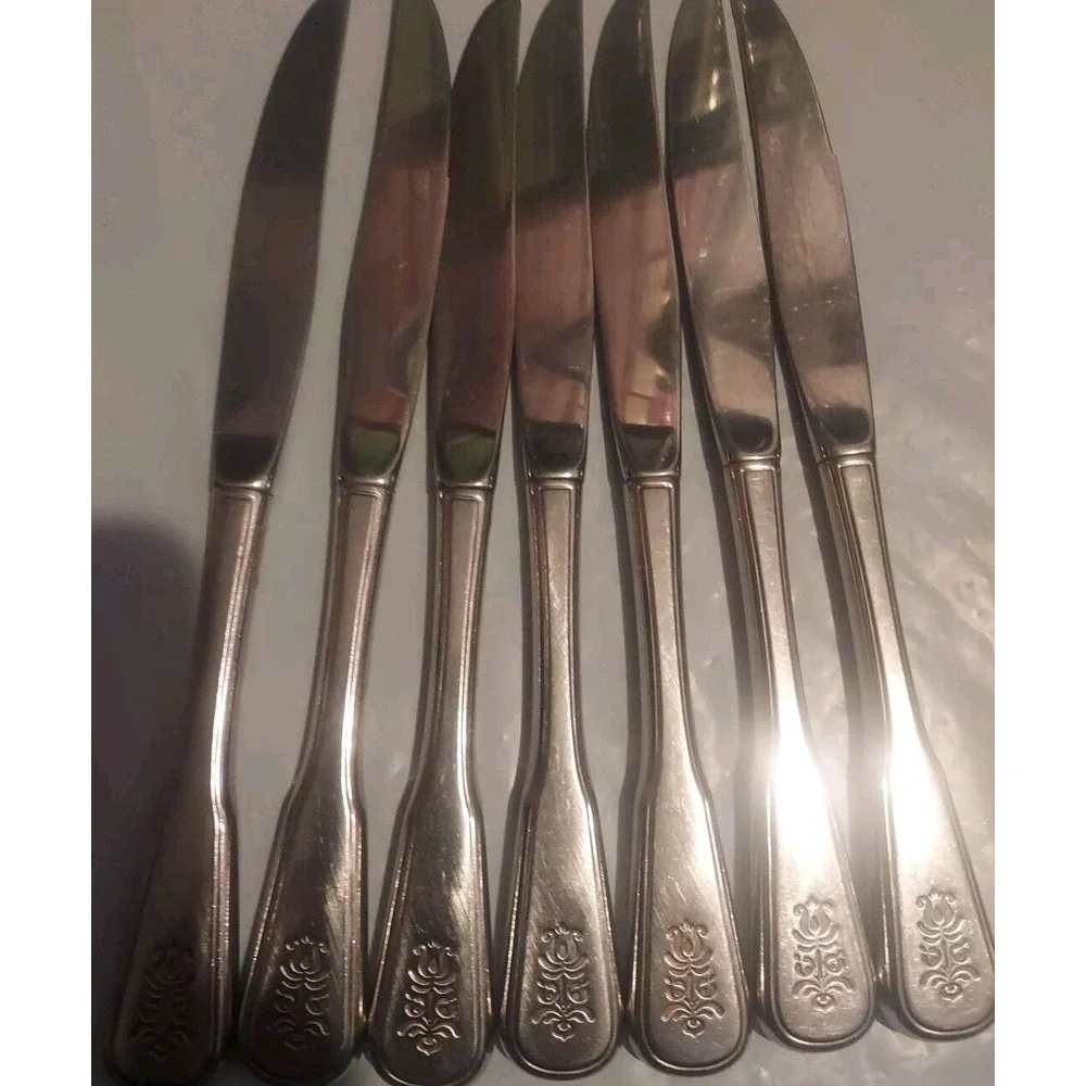Vtg Silver Knives 